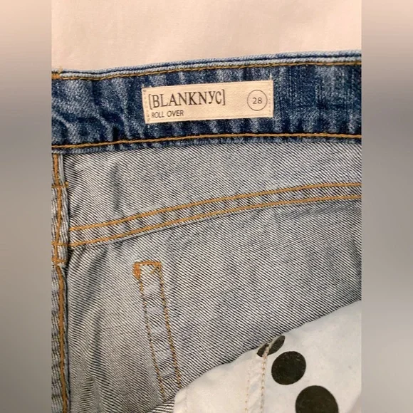 BLANK NYC denim shorts - Picture 2 of 4